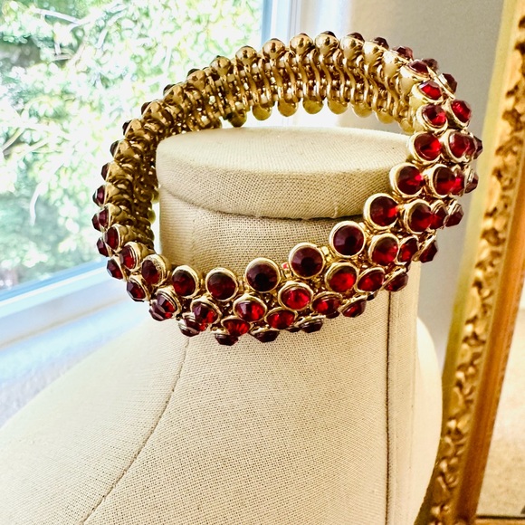 Modern Vintage Red Rhinestone Bracelet - Picture 14 of 16